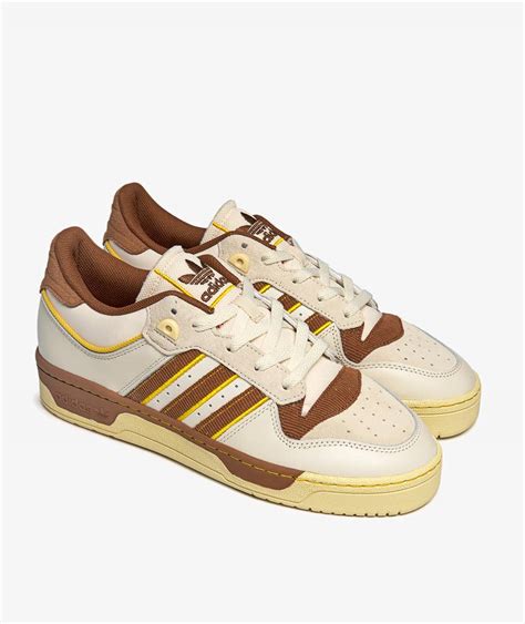 adidas rivalry low beige.